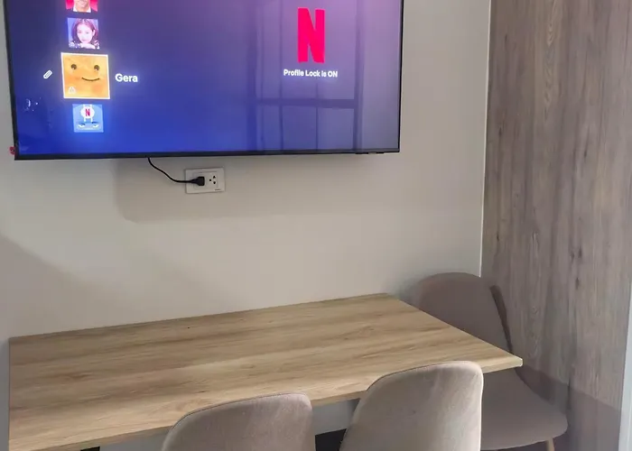 Lägenhetshotell Anas Cozy Lapu-Lapu City